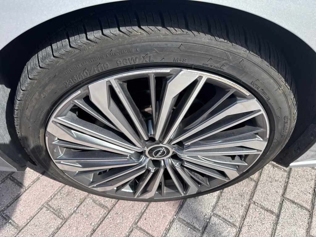 2023 Nissan Altima Image 11