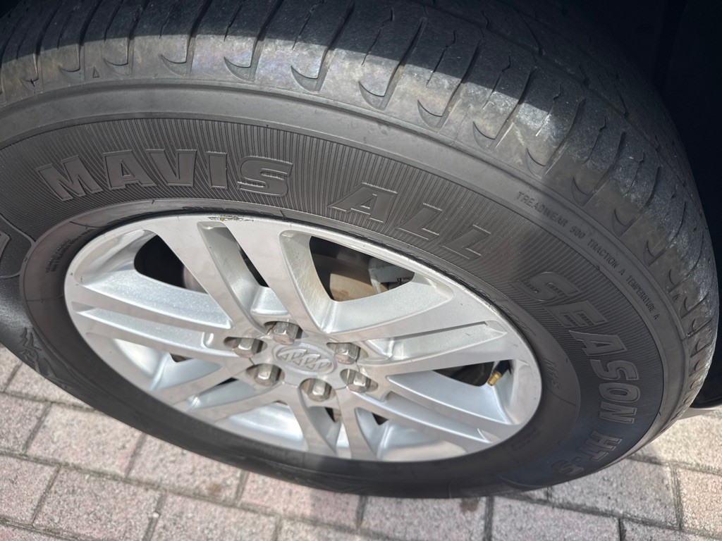 2014 Buick Enclave Image 11