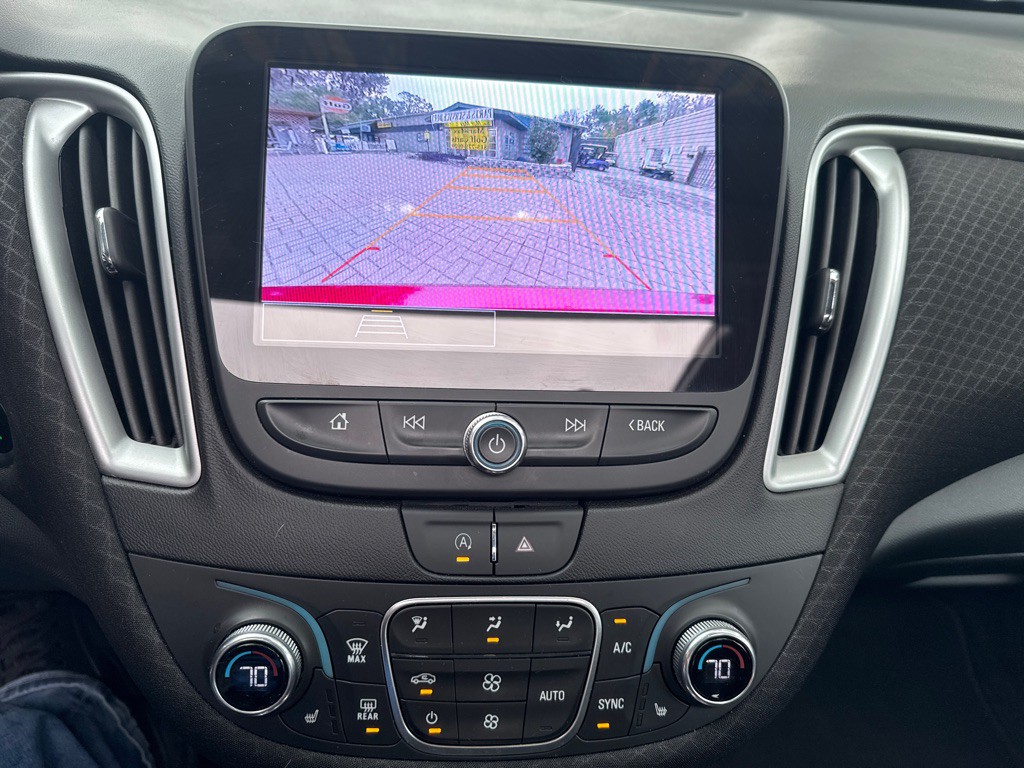 2024 Chevrolet Malibu Image 32