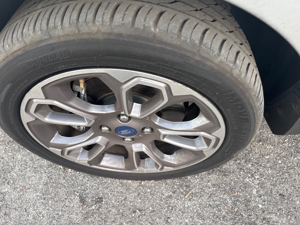 2020 Ford Econoline Image 10