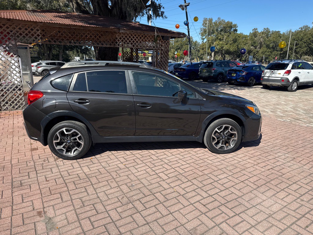 2017 Subaru Crosstrek Image 8