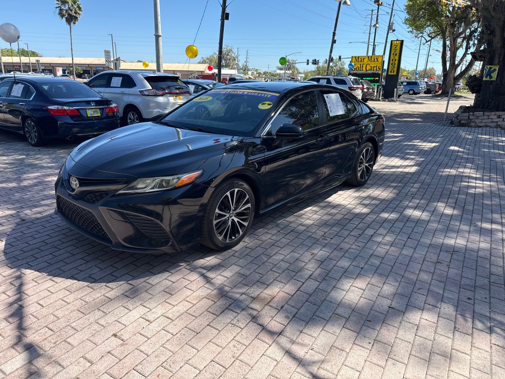 2018 Toyota Camry Image 3