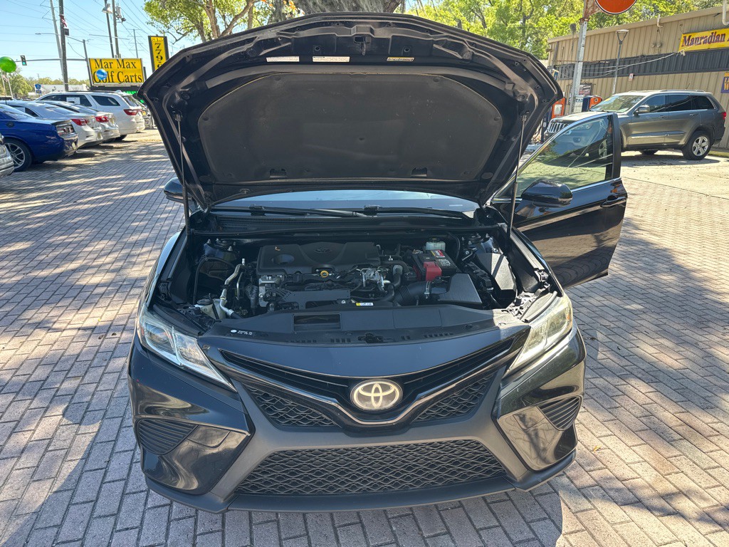 2018 Toyota Camry Image 26