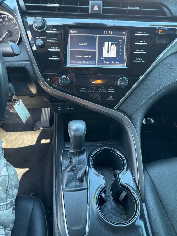 2018 Toyota Camry Image 30