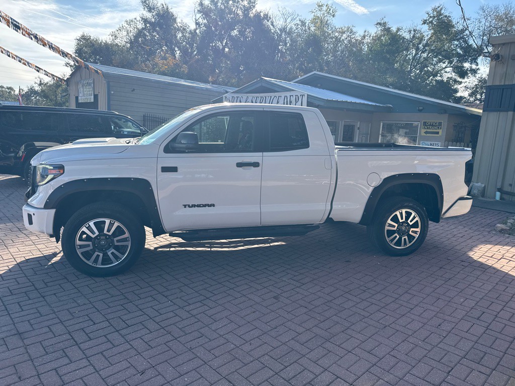 2019 Toyota Tundra Image 5