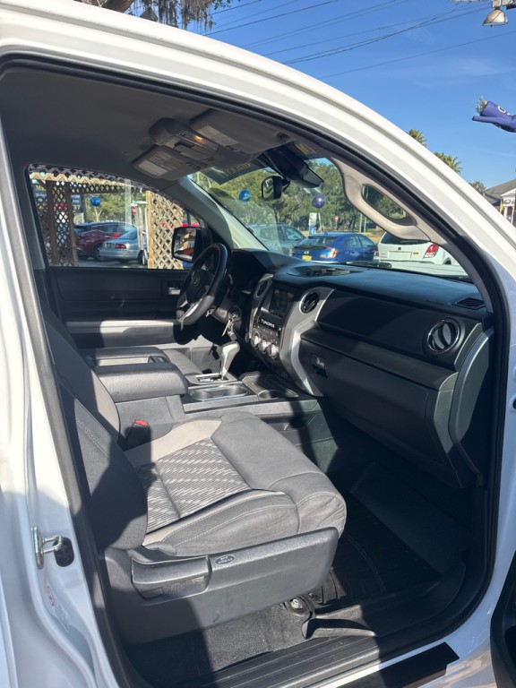 2019 Toyota Tundra Image 20