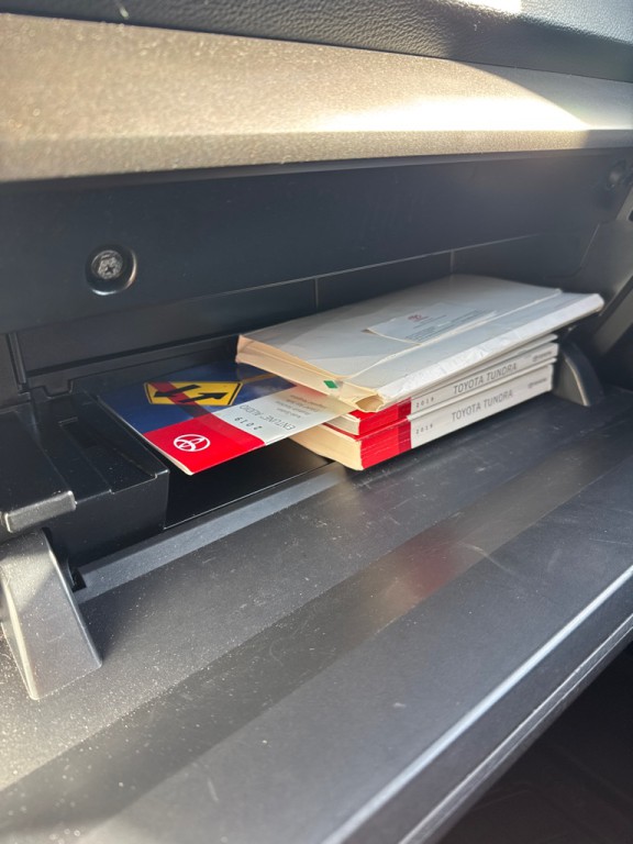 2019 Toyota Tundra Image 32