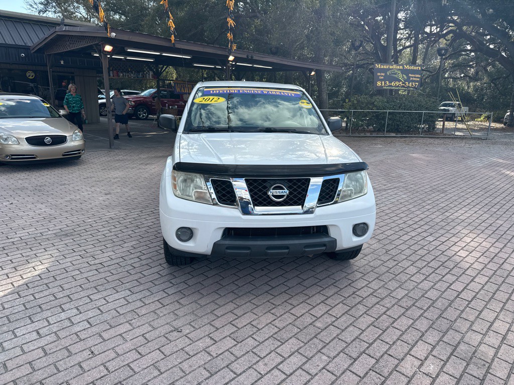 2012 Nissan Frontier Image 2