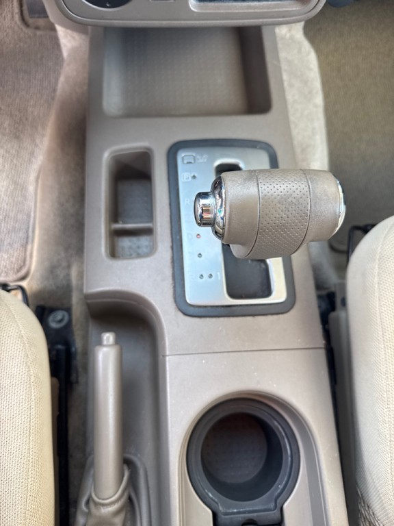 2012 Nissan Frontier Image 25