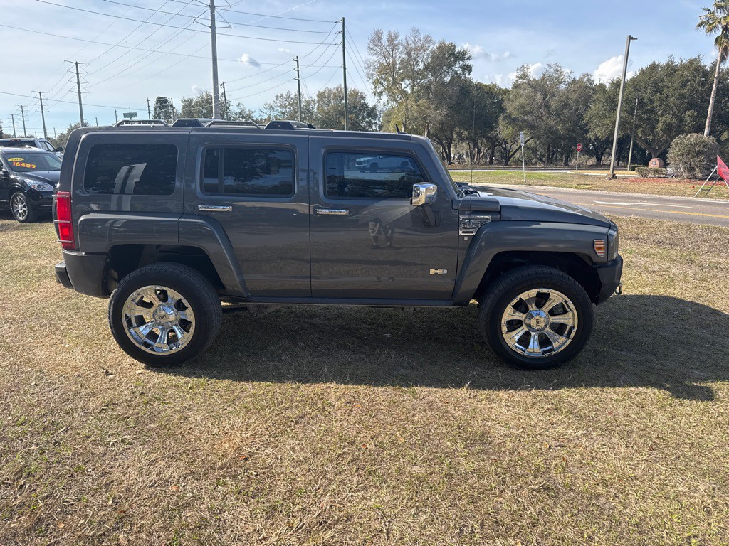 2008 HUMMER H3 Image 8
