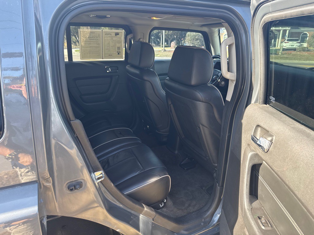 2008 HUMMER H3 Image 14