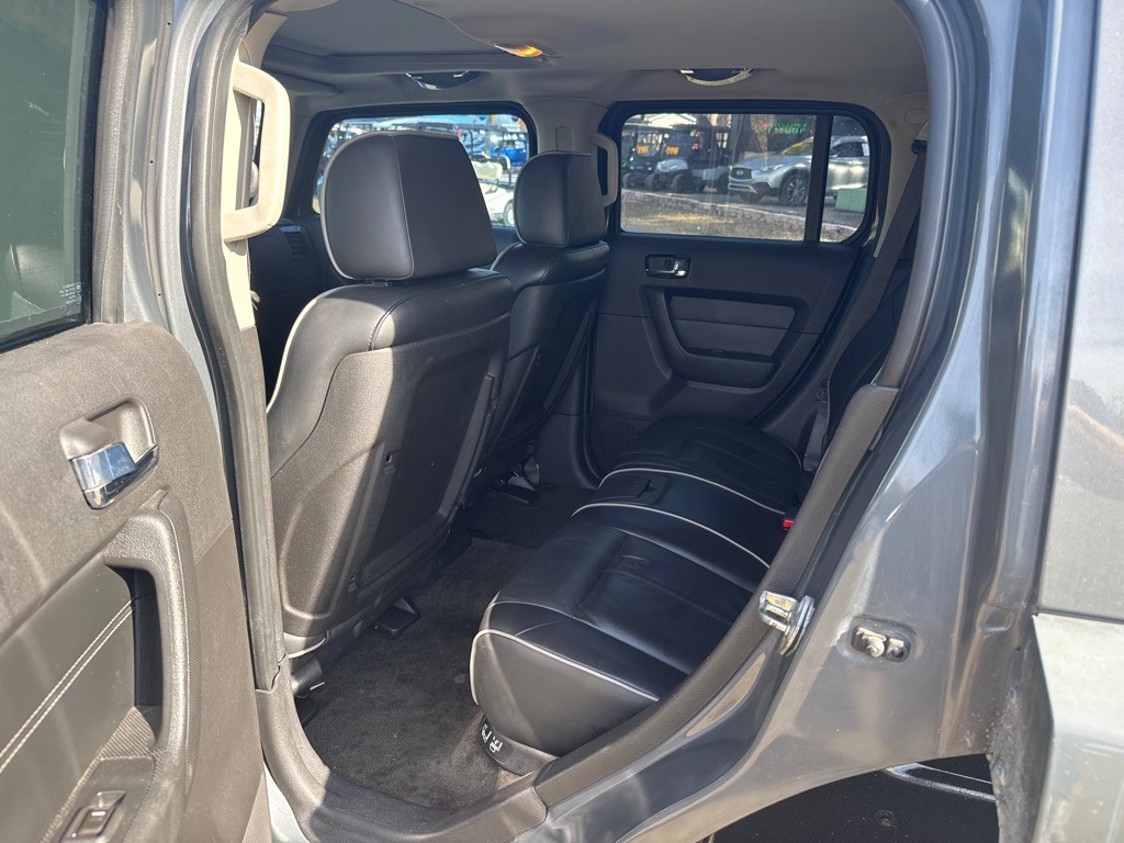 2008 HUMMER H3 Image 20