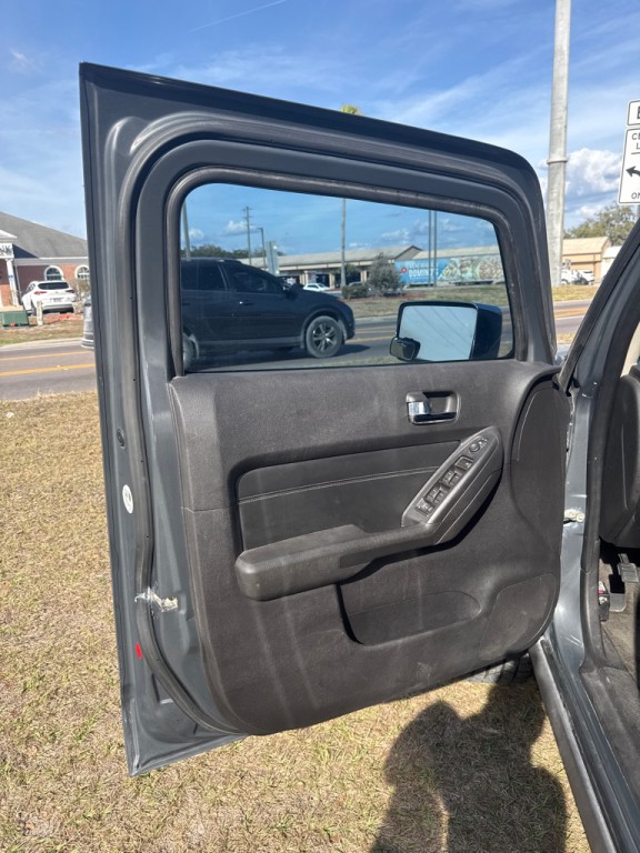 2008 HUMMER H3 Image 23