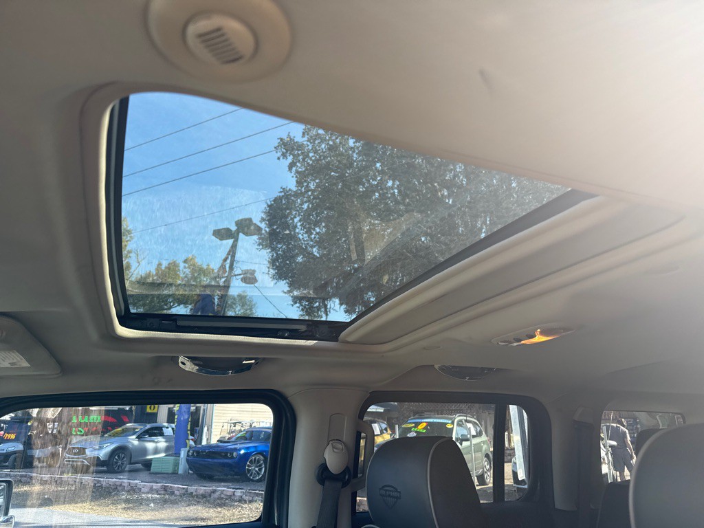 2008 HUMMER H3 Image 26