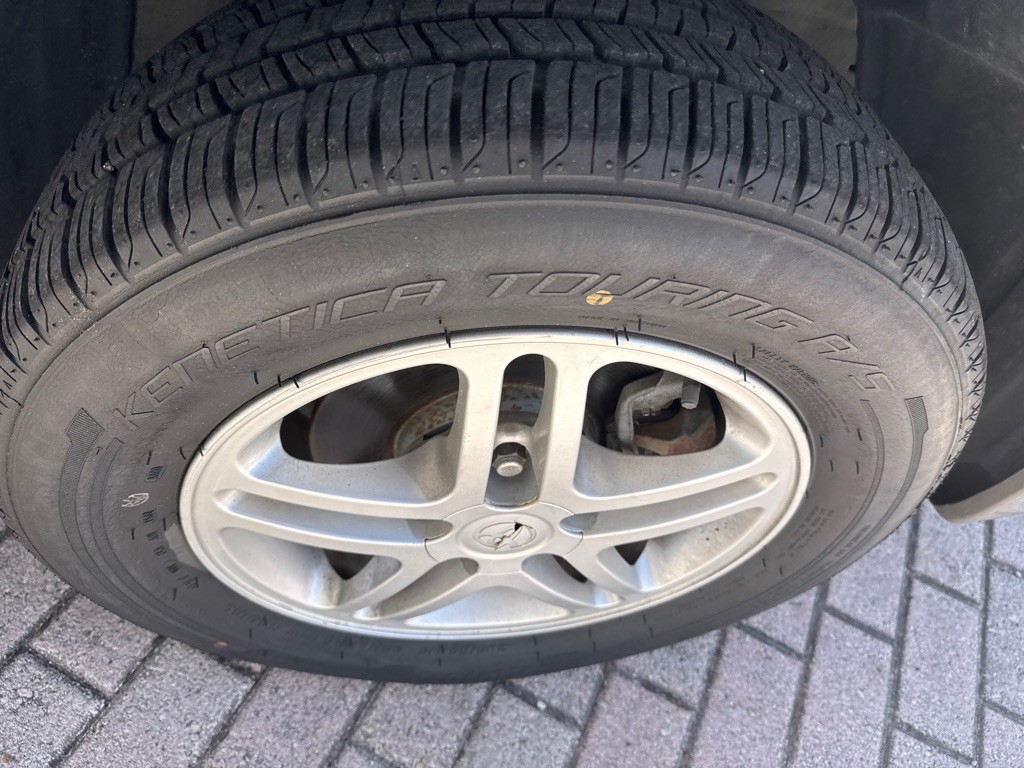 2000 Toyota Camry Image 9