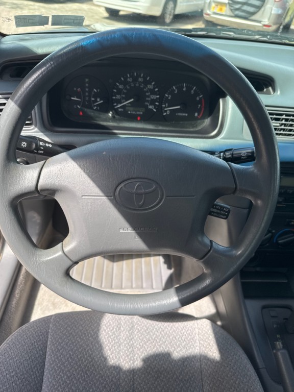 2000 Toyota Camry Image 19