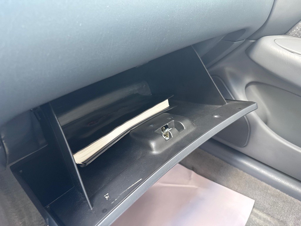 2000 Toyota Camry Image 21