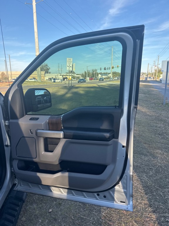 2017 Ford F-150 Image 20