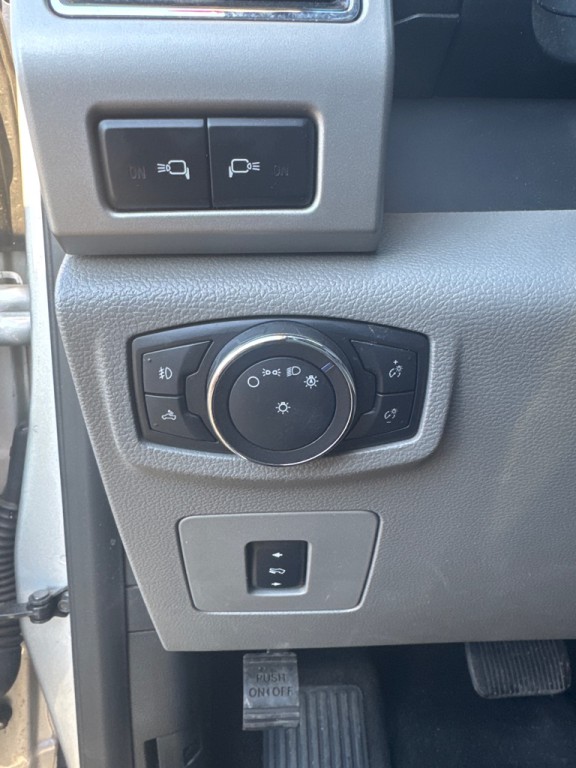 2017 Ford F-150 Image 30