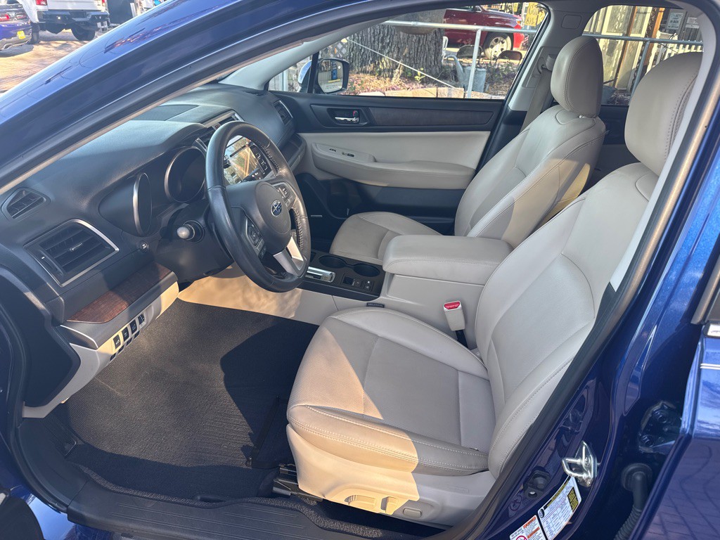 2017 Subaru Outback Image 25