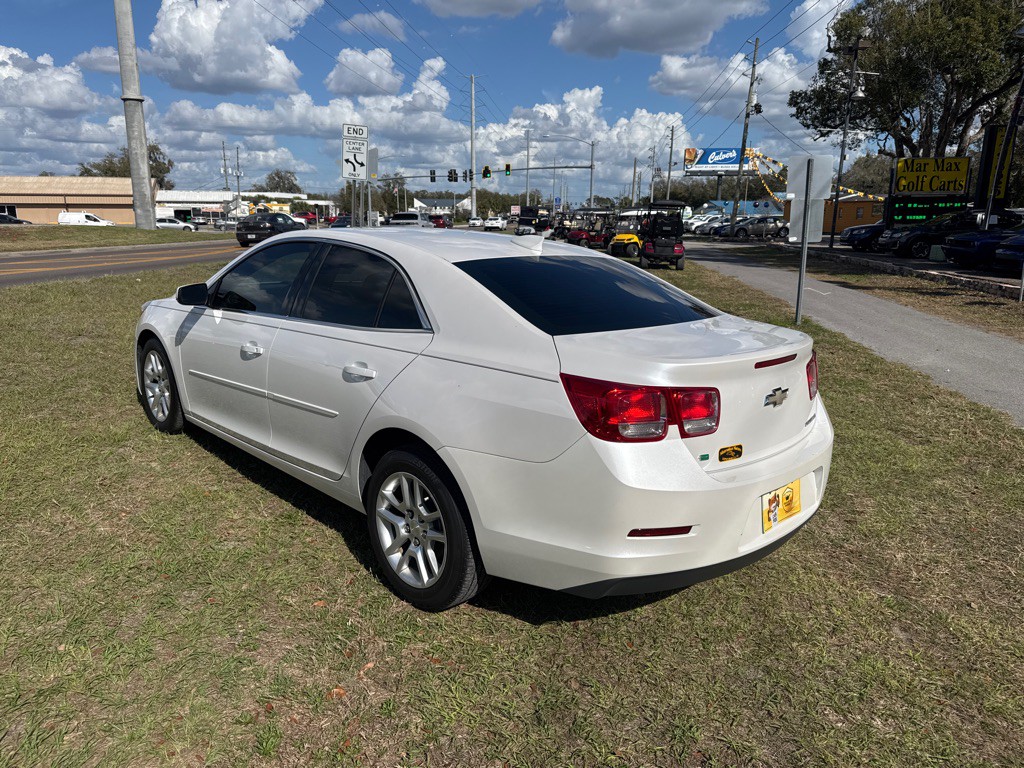 2016 Chevrolet Malibu Image 5