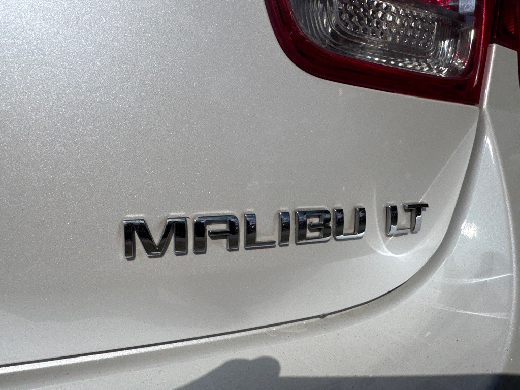 2016 Chevrolet Malibu Image 15