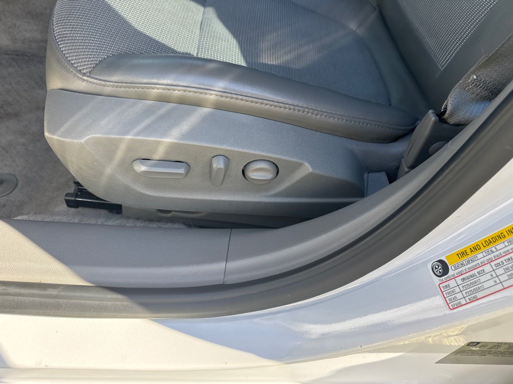 2016 Chevrolet Malibu Image 19