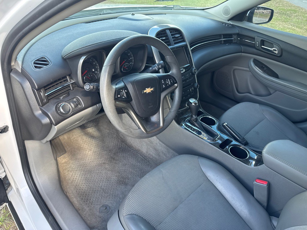 2016 Chevrolet Malibu Image 25