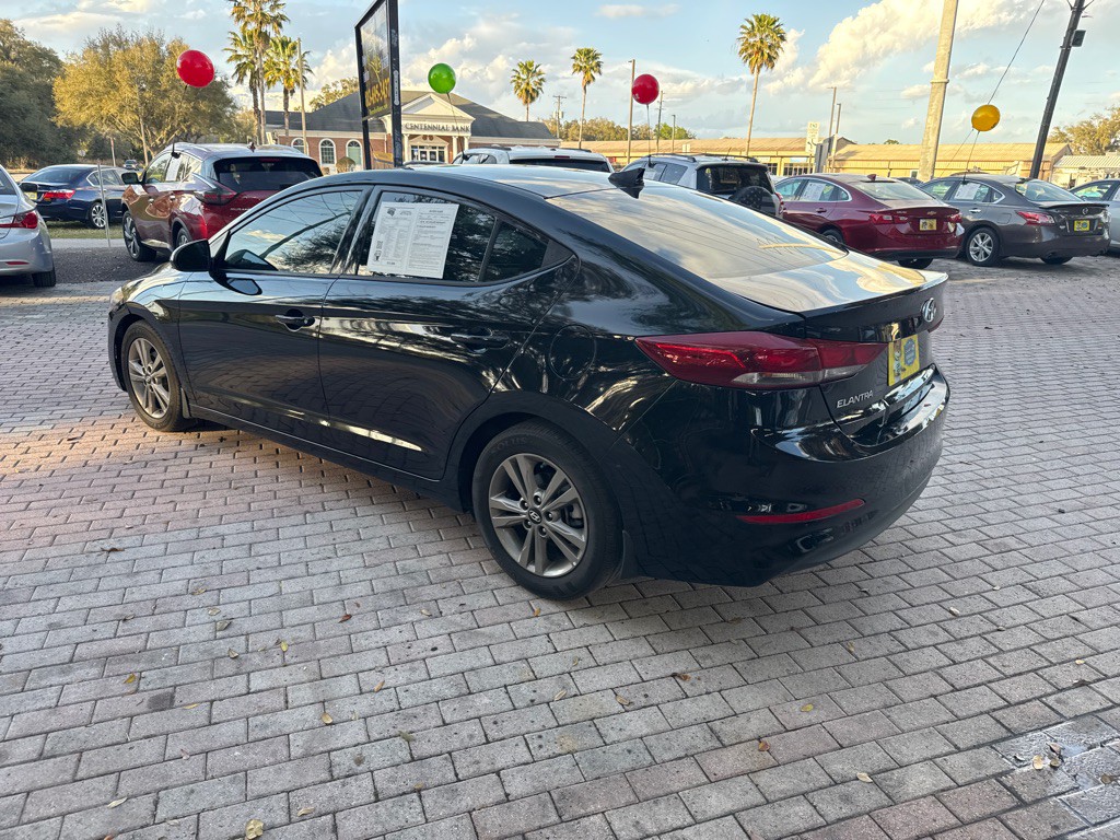 2018 Hyundai Elantra Image 5