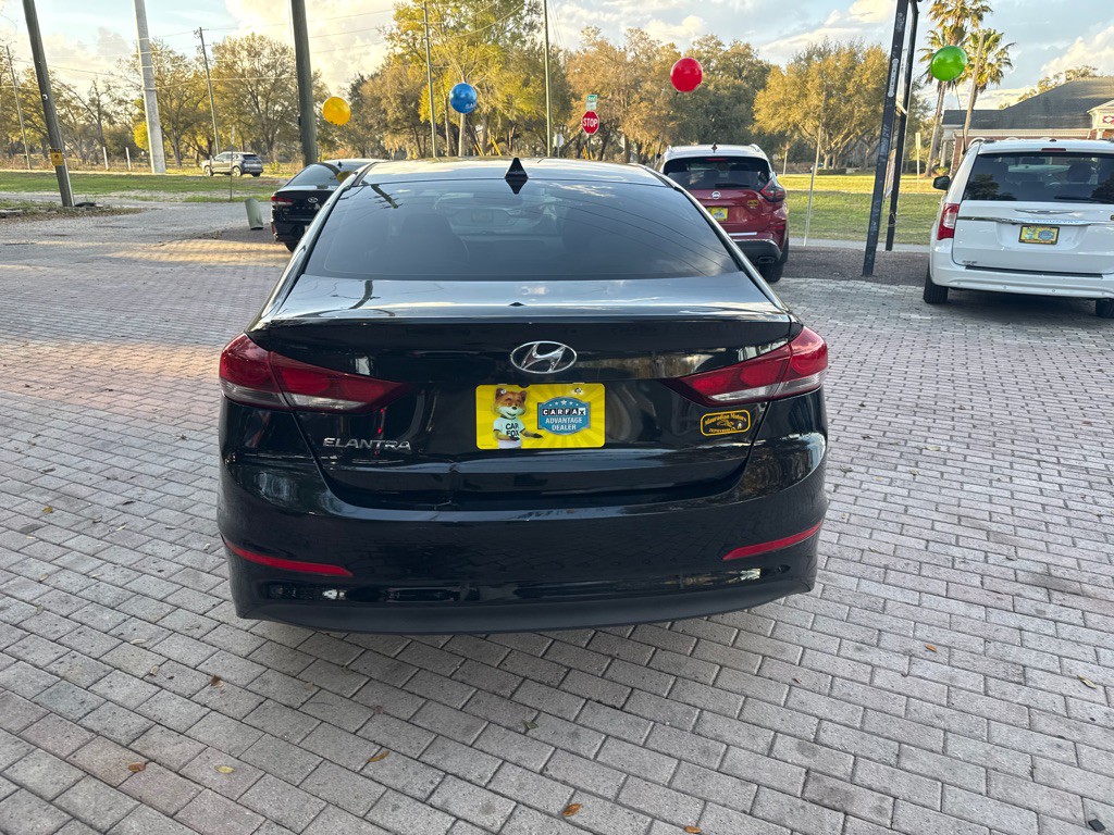 2018 Hyundai Elantra Image 6