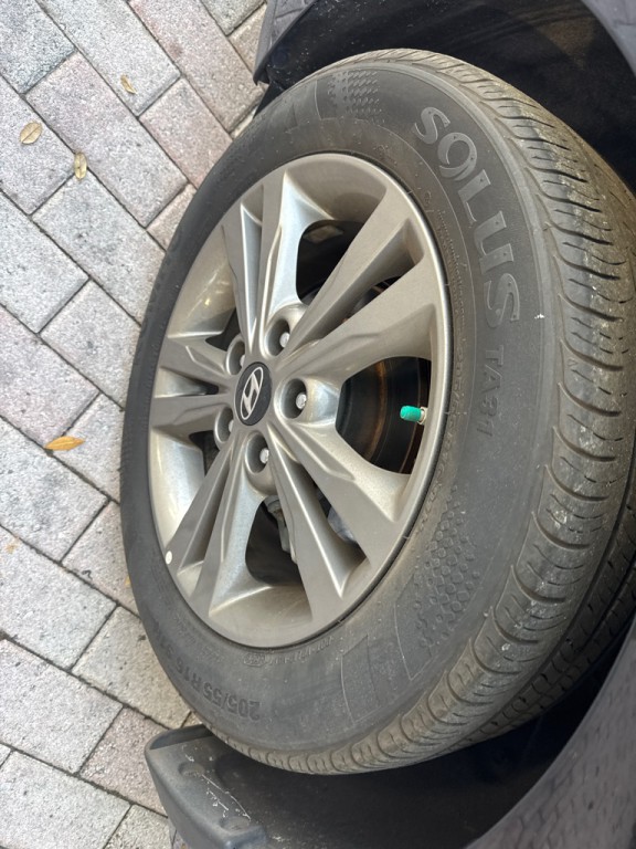 2018 Hyundai Elantra Image 12