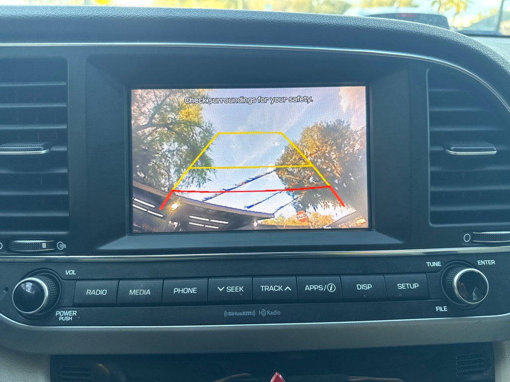 2018 Hyundai Elantra Image 26