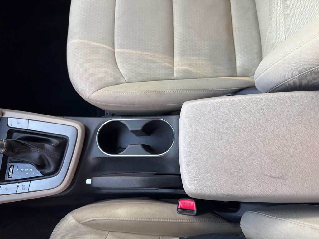 2018 Hyundai Elantra Image 29