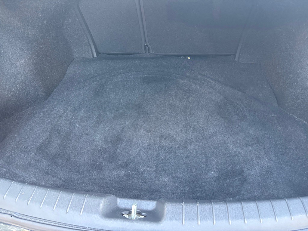 2018 Hyundai Elantra Image 34