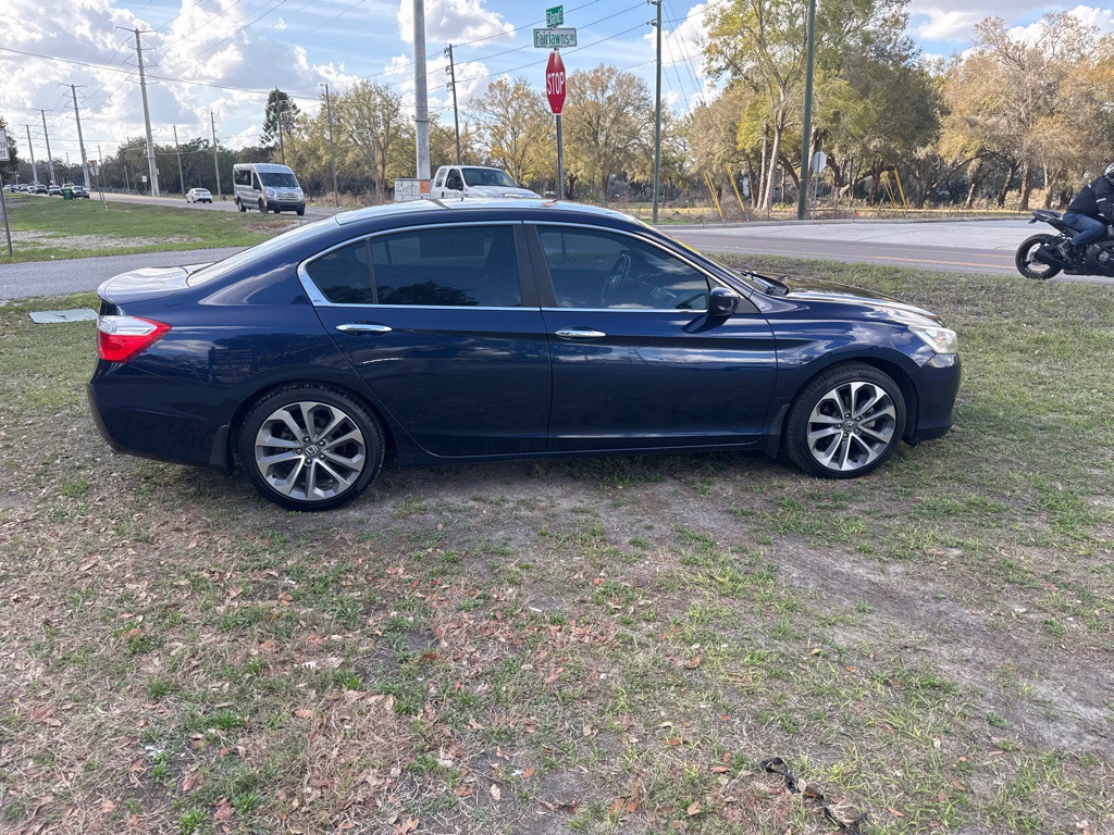 2013 Honda Accord Image 8