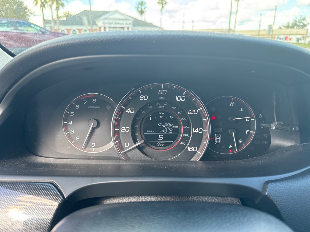 2013 Honda Accord Image 28