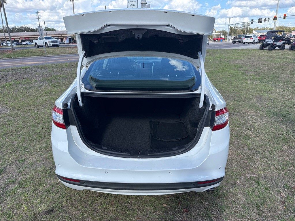 2016 Ford Fusion Image 20