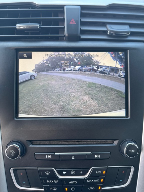 2016 Ford Fusion Image 28