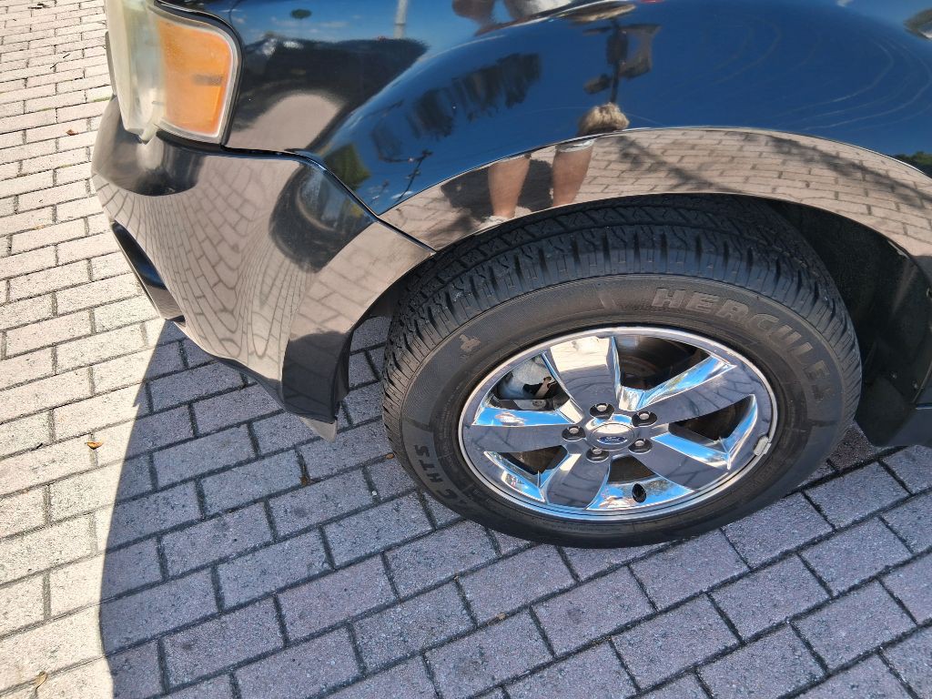 2011 Ford Escape Image 11