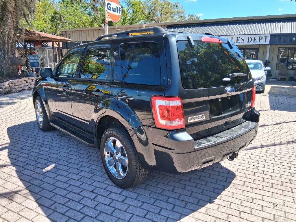 2011 Ford Escape Image 2