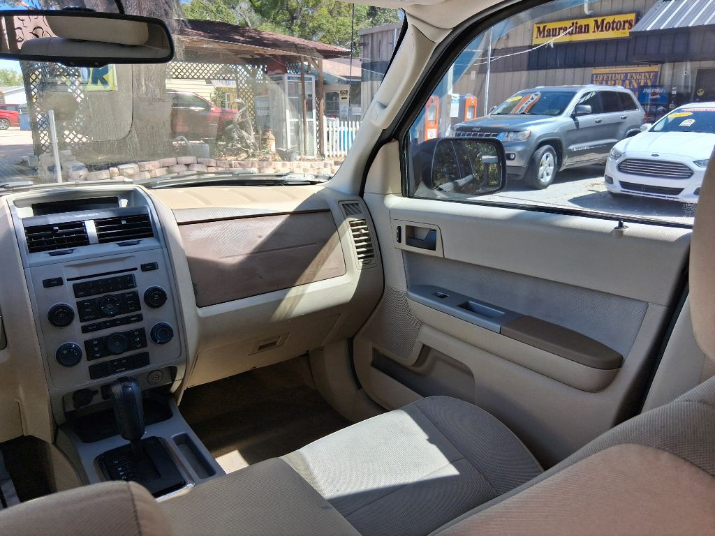 2011 Ford Escape Image 41