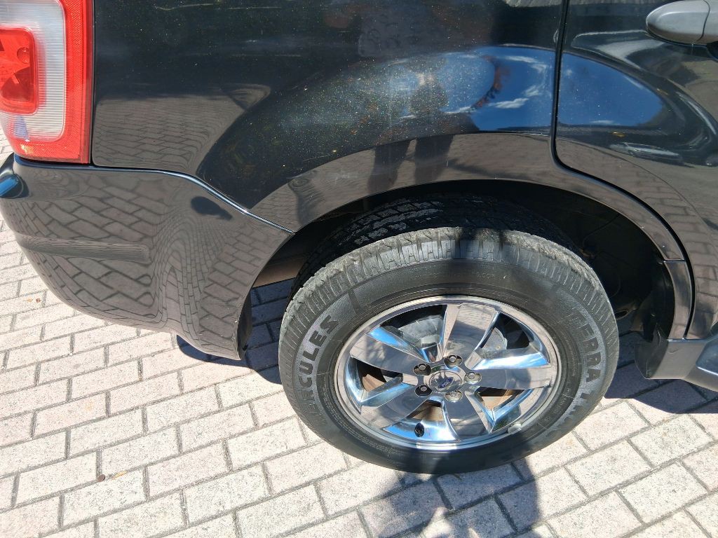 2011 Ford Escape Image 43