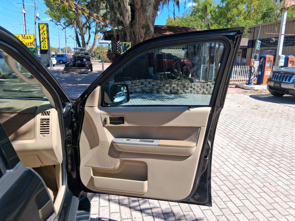 2011 Ford Escape Image 55