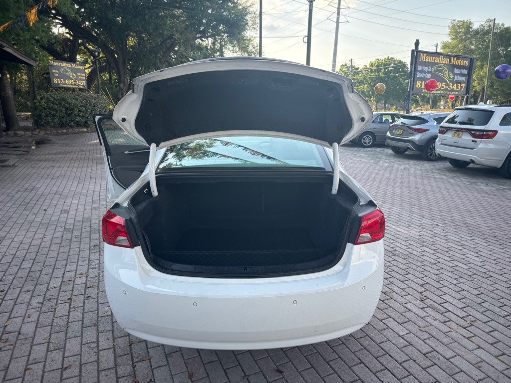 2014 Chevrolet Impala Image 16