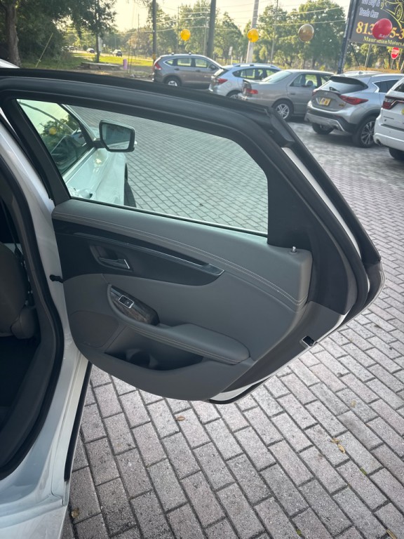 2014 Chevrolet Impala Image 18