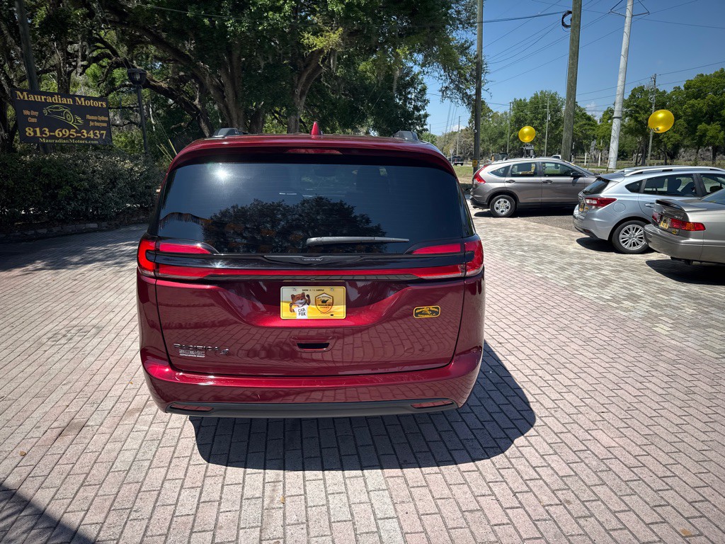 2022 Chrysler Pacifica Image 6