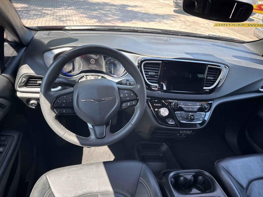 2022 Chrysler Pacifica Image 19