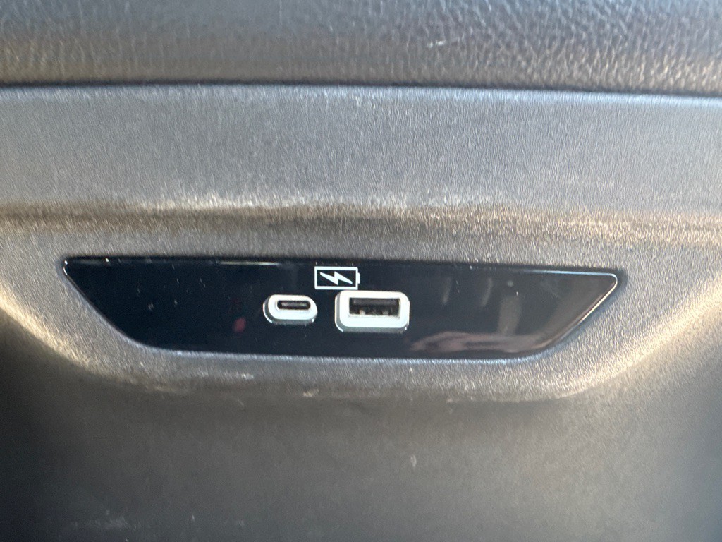 2022 Chrysler Pacifica Image 24