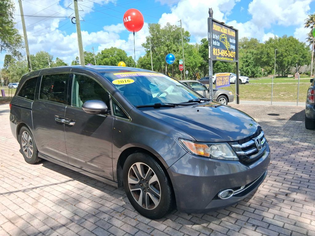 2016 Honda Odyssey Image 1