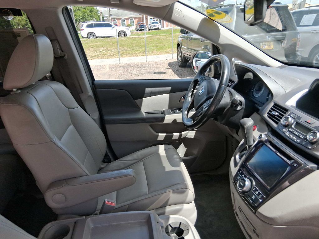 2016 Honda Odyssey Image 29